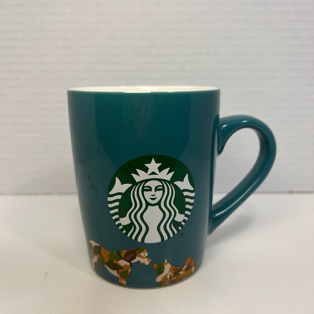 2020 Dark Green with Dogs/leaves 10 oz. Starbucks Coffee Mug